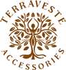 Welcome! Here you will find sustainable, ethically produced fashion jewelry.

These pieces are created using golden grass and a centuries-old technique developed by the ancient Xerente tribes. It has become a part of the Quilombolas culture, which to this day preserves its respect for the environment through crafting modern jewelry and utensils with golden grass, locally named "Capim Dourado".

Capim Dourado is a unique plant found exclusively in Brazil. It is characterized by its golden shine and strong fibers that allow for diverse applications in crafts.

Brazilian law has strict regulations: the export of the raw material is prohibited, and only artisanal products made by local communities may be traded. These measures are intended to ensure the ecological, social, and economic sustainability of the region.